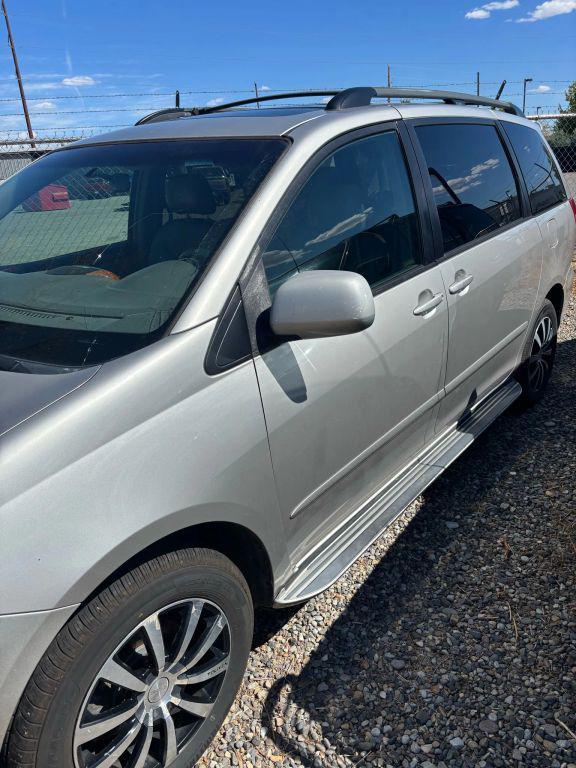used 2006 Toyota Sienna car