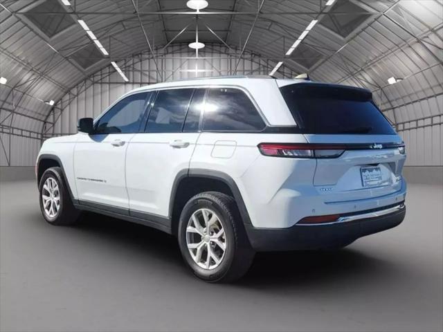 used 2022 Jeep Grand Cherokee car, priced at $33,995