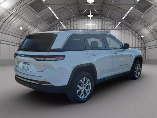 used 2022 Jeep Grand Cherokee car, priced at $33,995