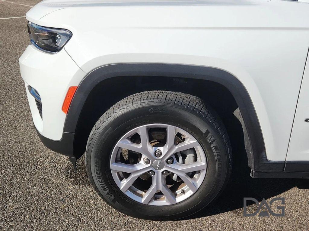 used 2022 Jeep Grand Cherokee car, priced at $29,995