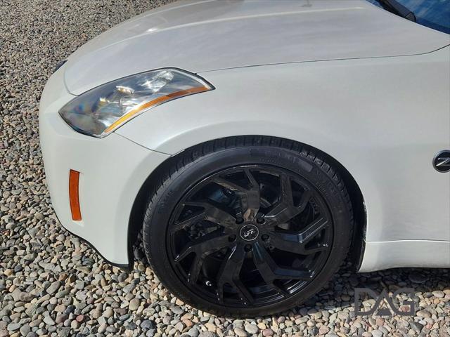 used 2004 Nissan 350Z car, priced at $11,995
