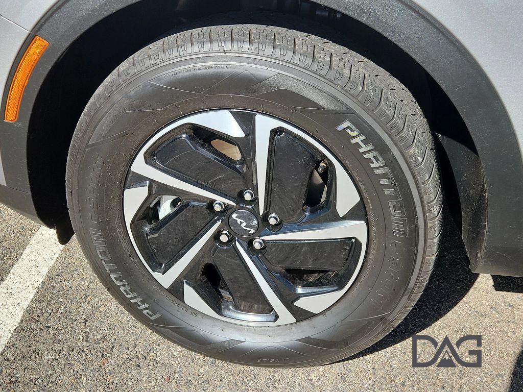 used 2023 Kia Sportage Hybrid car, priced at $20,995