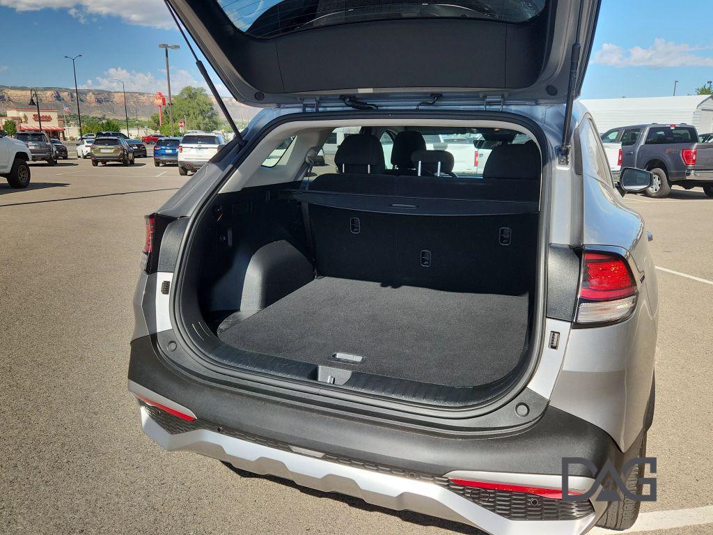 used 2023 Kia Sportage Hybrid car, priced at $20,995