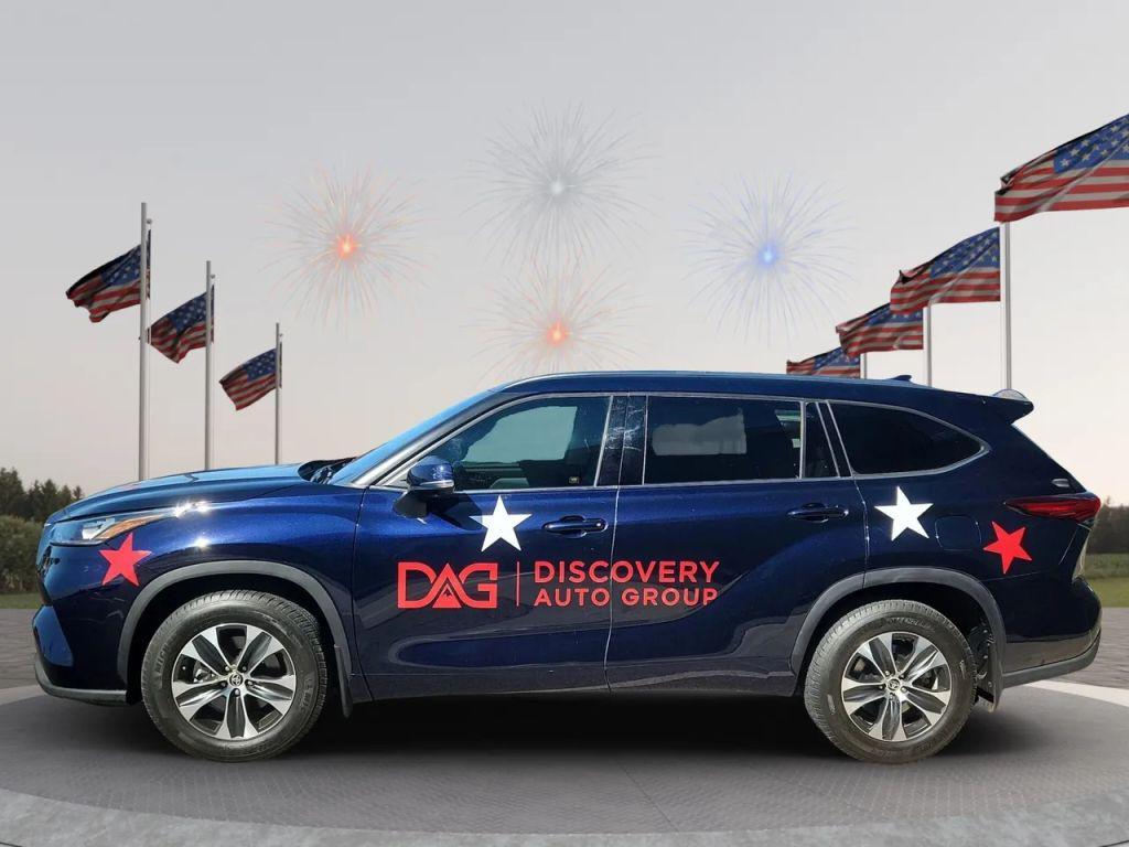 used 2020 Toyota Highlander car, priced at $26,505