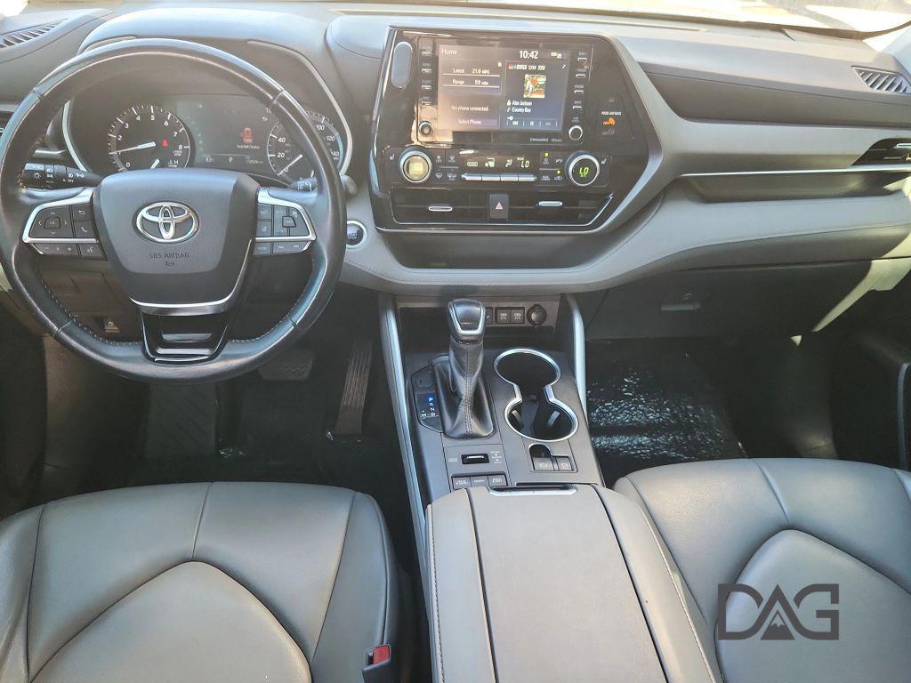 used 2020 Toyota Highlander car, priced at $26,505