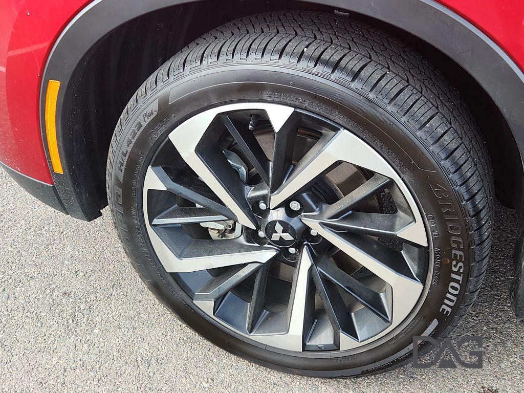 used 2025 Mitsubishi Outlander PHEV car, priced at $37,995