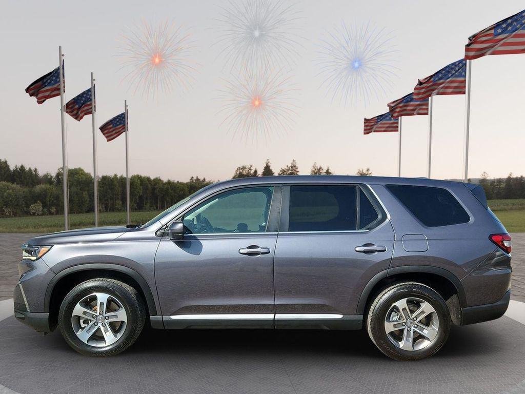 used 2023 Honda Pilot car, priced at $34,995
