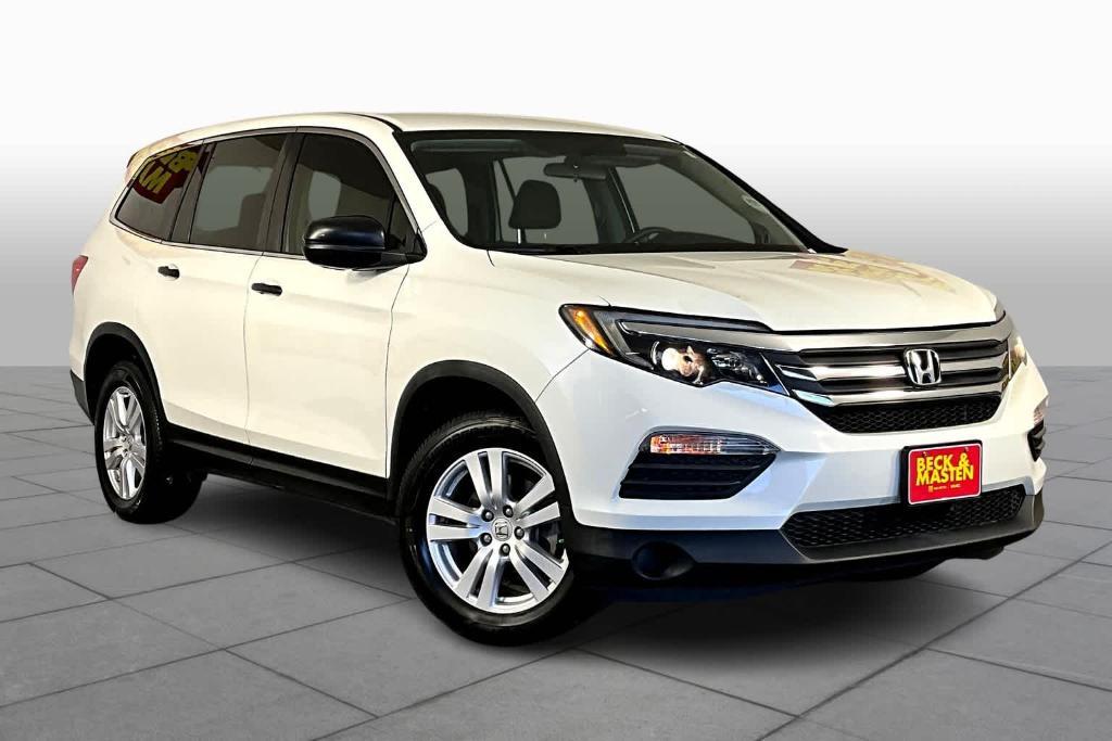 used 2018 Honda Pilot car, priced at $15,995