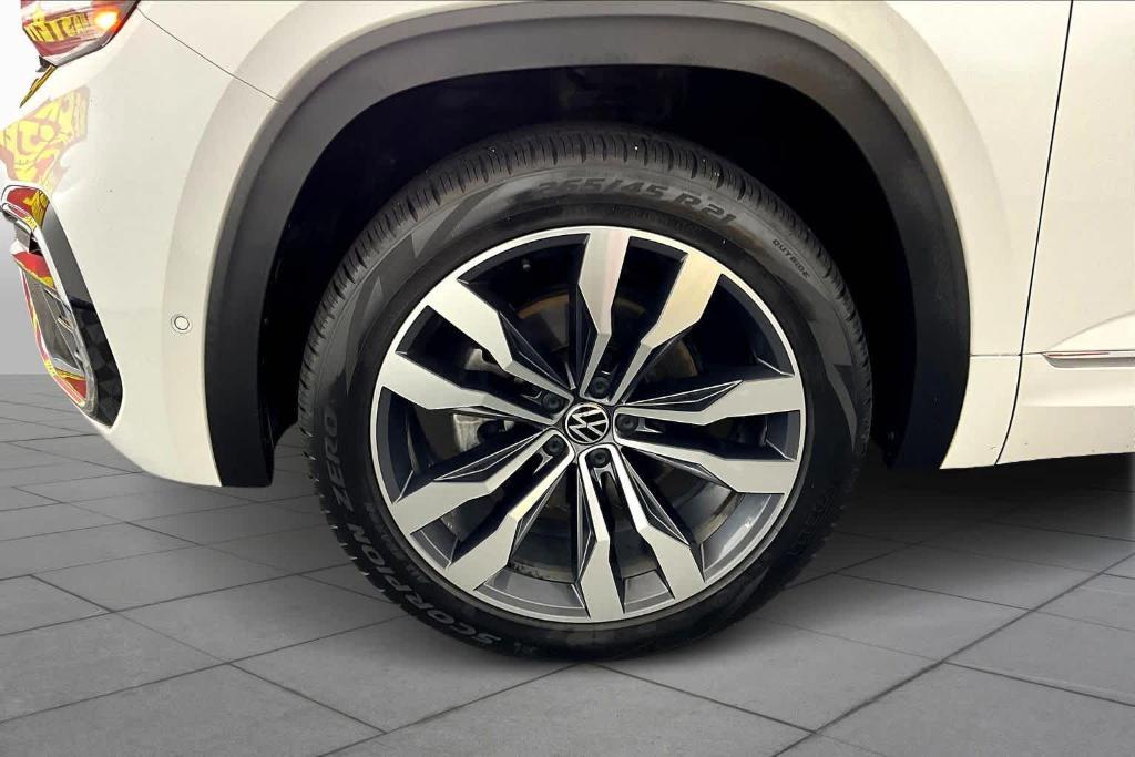 used 2023 Volkswagen Atlas car, priced at $30,485