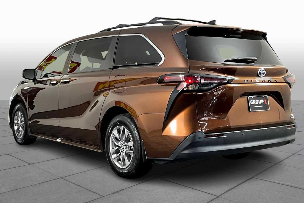 used 2024 Toyota Sienna car, priced at $40,995