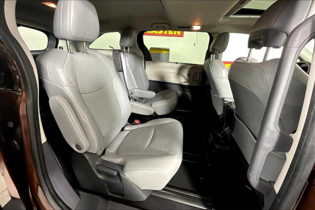 used 2024 Toyota Sienna car, priced at $40,995