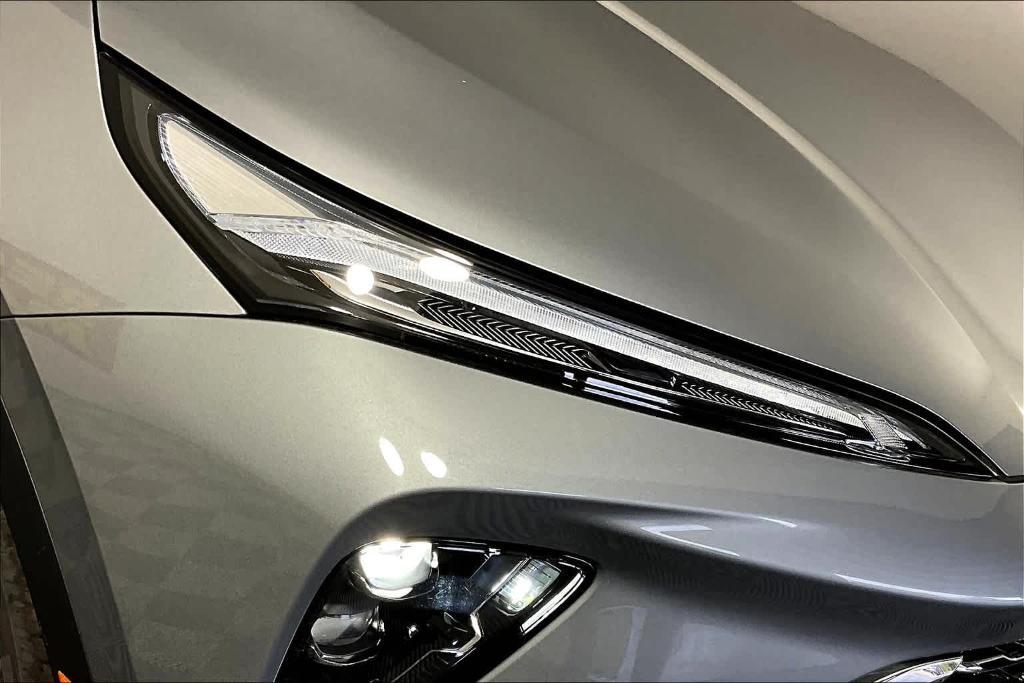 new 2025 Buick Envision car, priced at $36,240