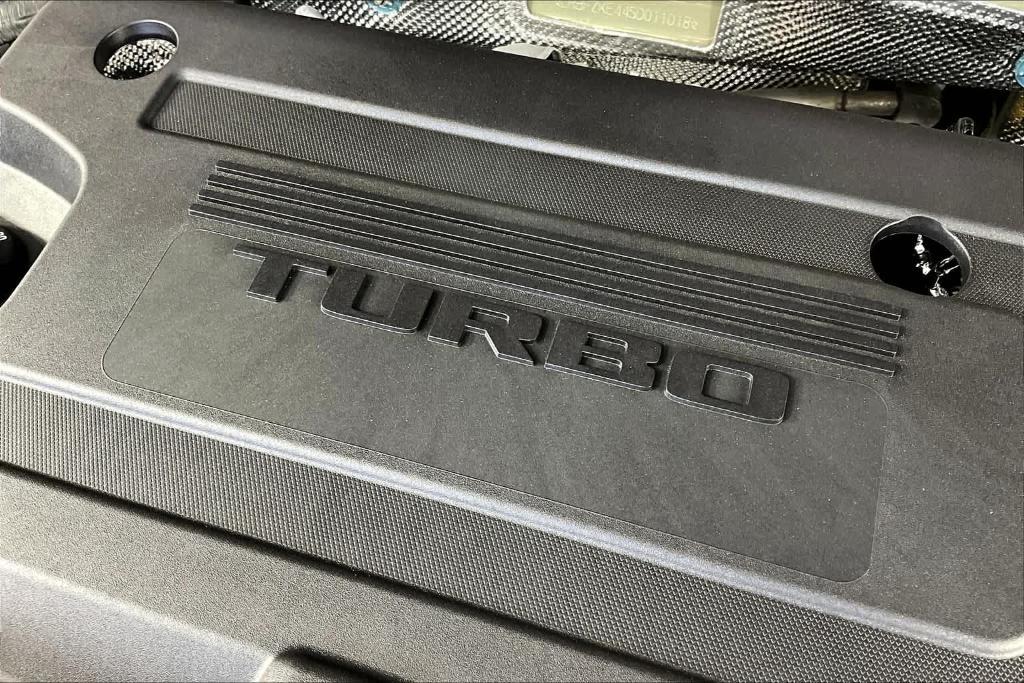 new 2025 Buick Envision car, priced at $36,240