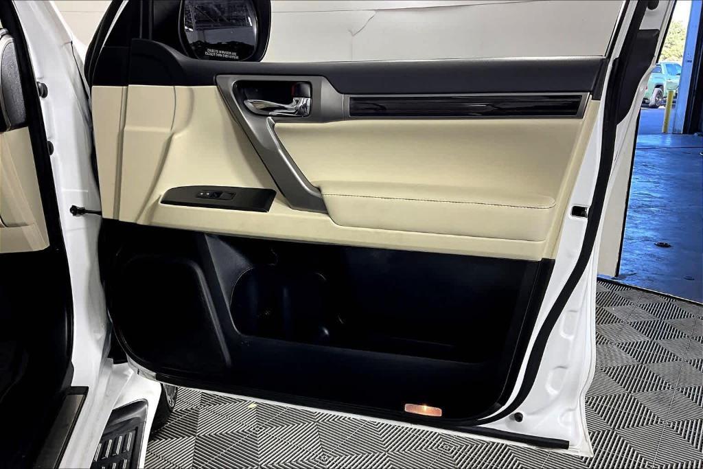 used 2022 Lexus GX 460 car, priced at $51,795