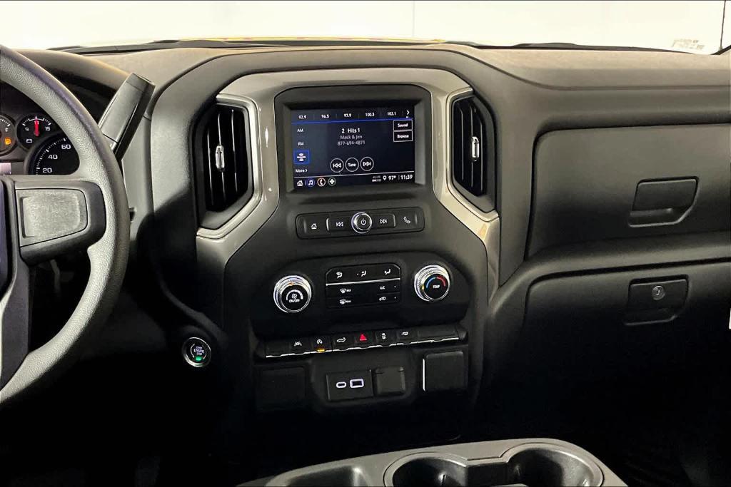 new 2025 GMC Sierra 1500 car, priced at $47,344