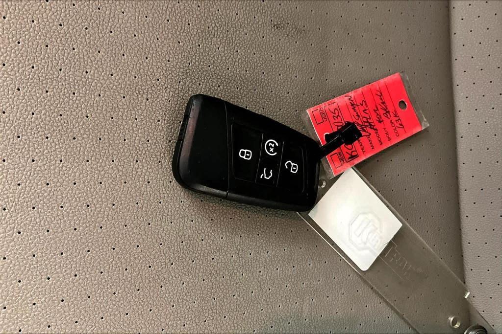 used 2019 Volkswagen Atlas car, priced at $19,405