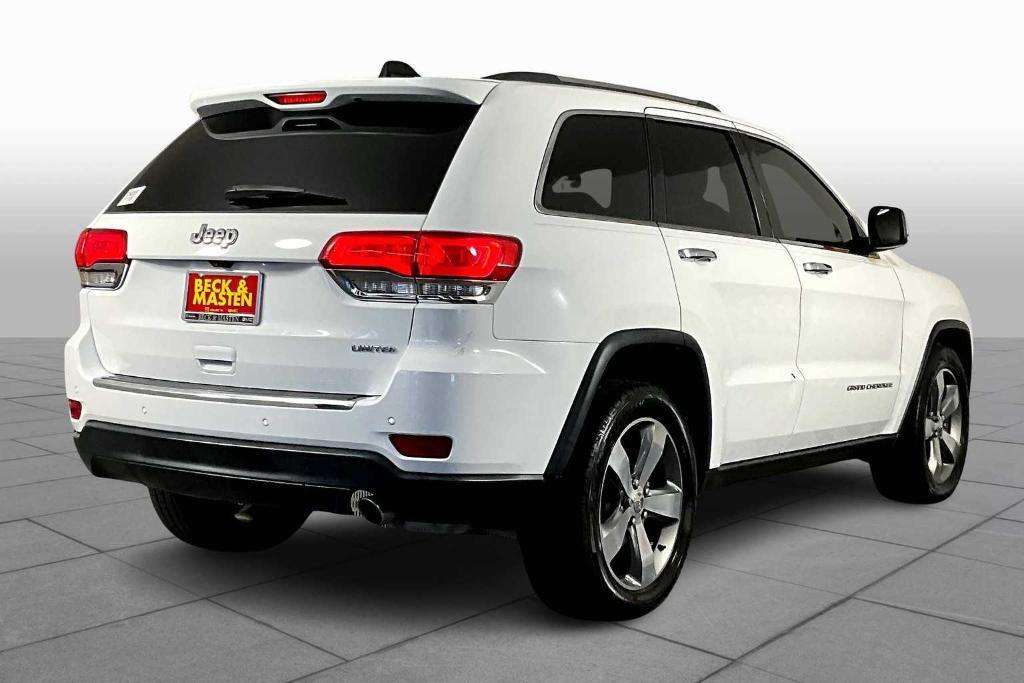 used 2015 Jeep Grand Cherokee car, priced at $11,976