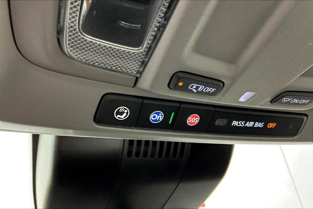new 2025 GMC Sierra 1500 car, priced at $33,925