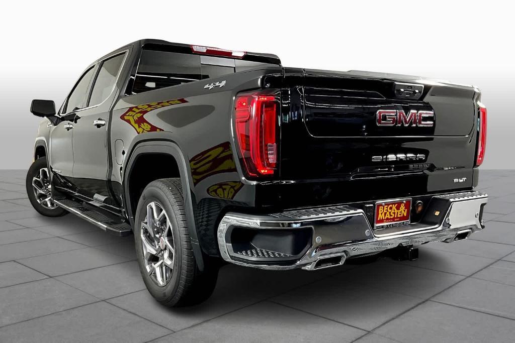 new 2025 GMC Sierra 1500 car, priced at $67,104