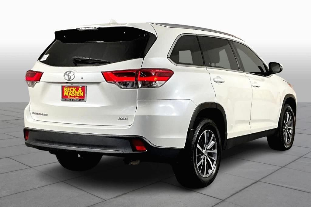 used 2019 Toyota Highlander car, priced at $25,945