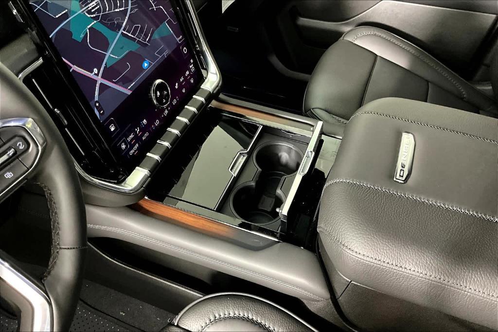 new 2025 GMC Yukon XL car, priced at $88,043