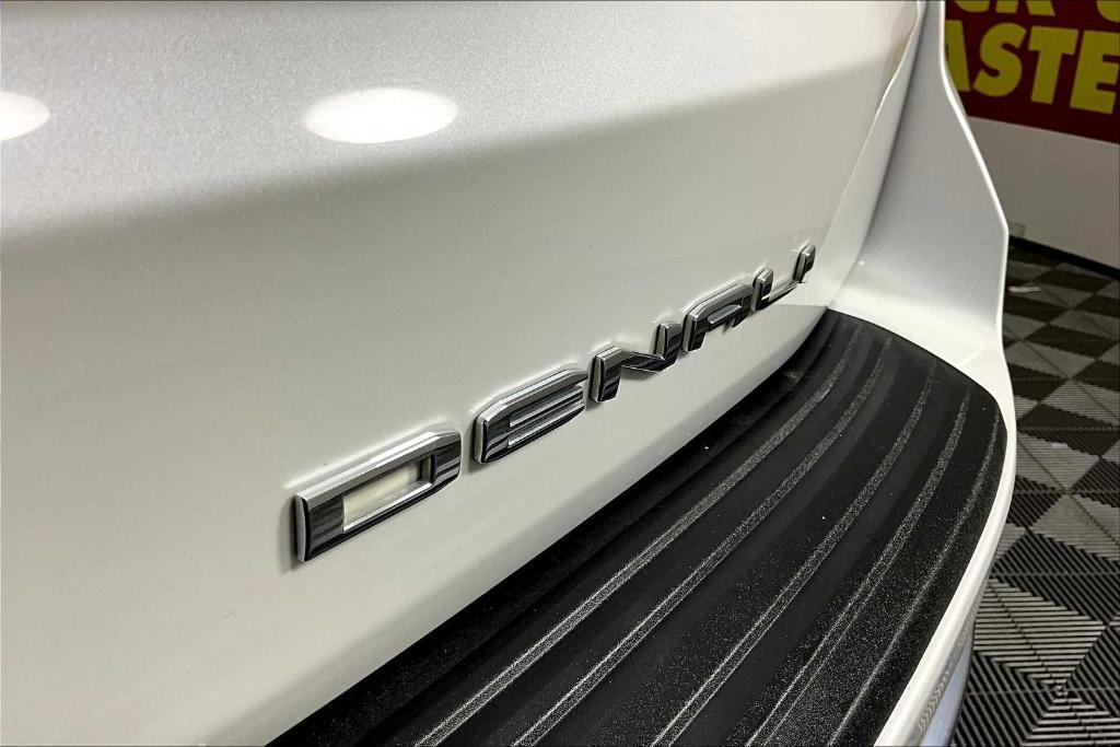 used 2021 GMC Yukon car, priced at $51,782