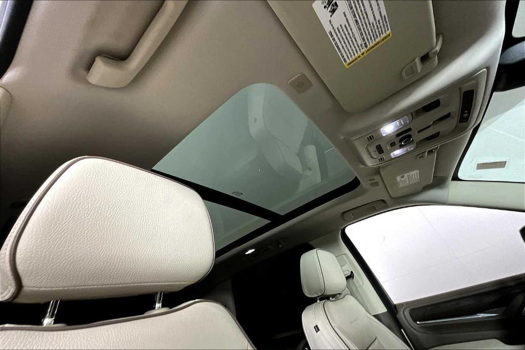 used 2021 GMC Yukon car, priced at $51,782
