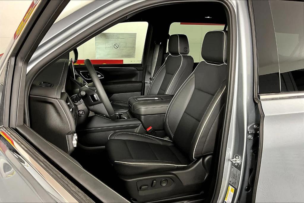 new 2024 GMC Yukon XL car, priced at $72,498