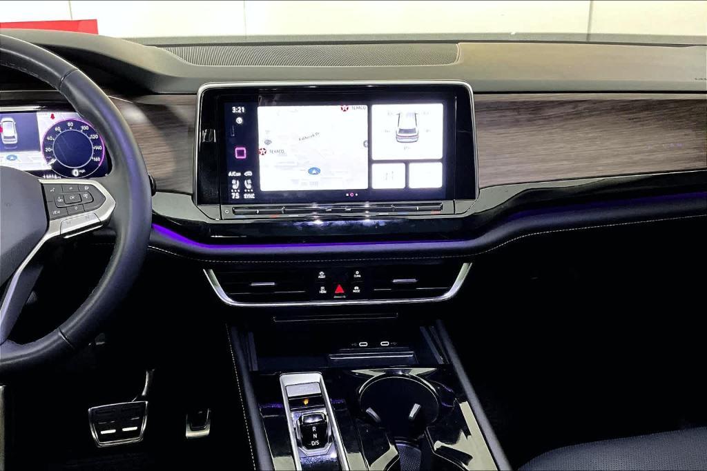 used 2024 Volkswagen Atlas car, priced at $38,805