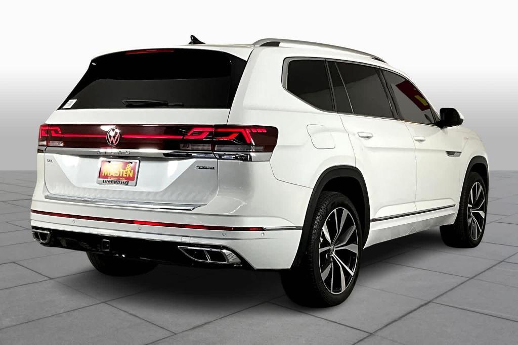 used 2024 Volkswagen Atlas car, priced at $38,805
