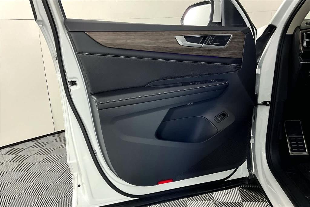 used 2024 Volkswagen Atlas car, priced at $38,805