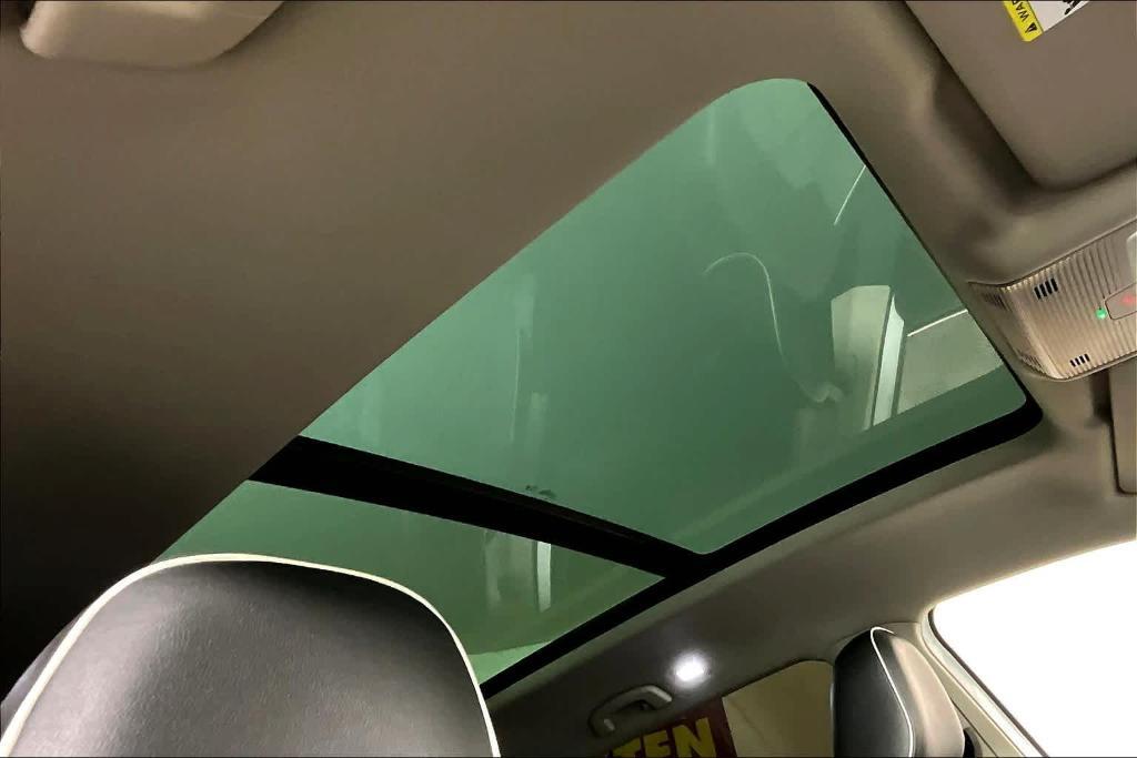 used 2024 Volkswagen Atlas car, priced at $38,805