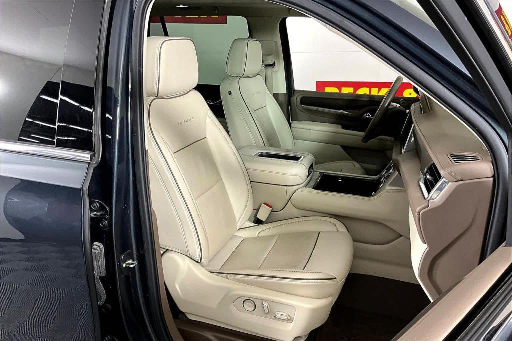 used 2021 GMC Yukon car, priced at $49,984