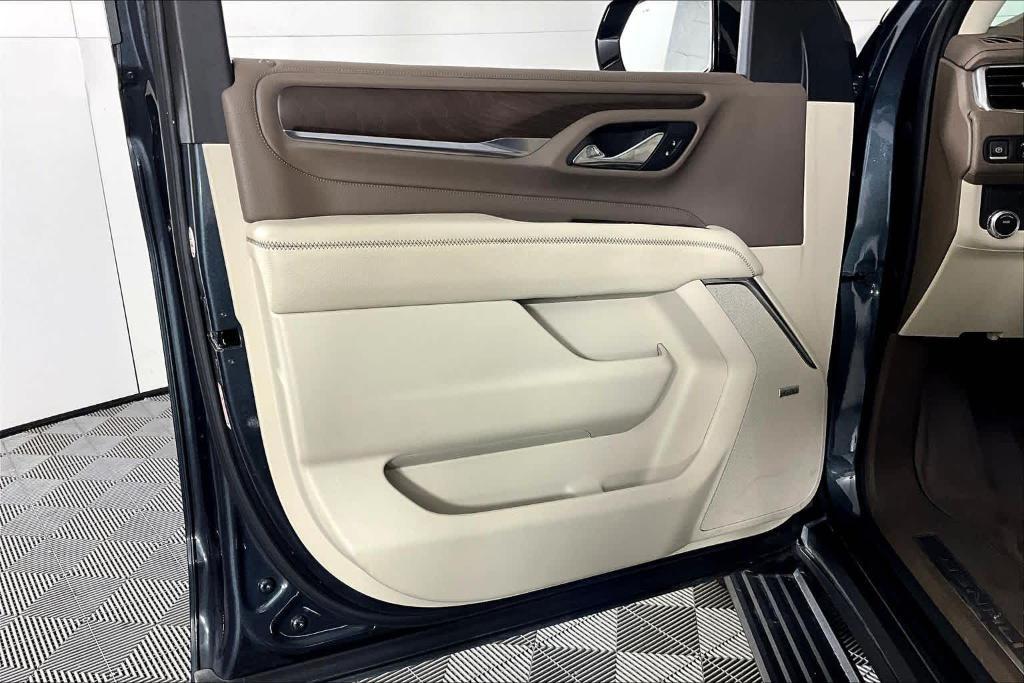 used 2021 GMC Yukon car, priced at $49,984