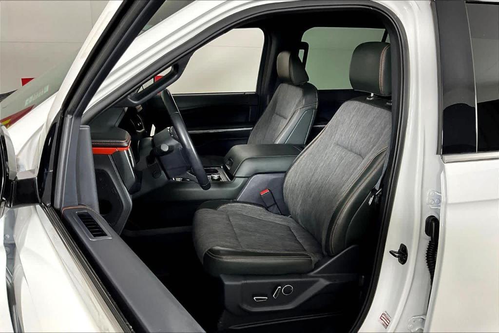 used 2024 Ford Expedition car, priced at $62,765
