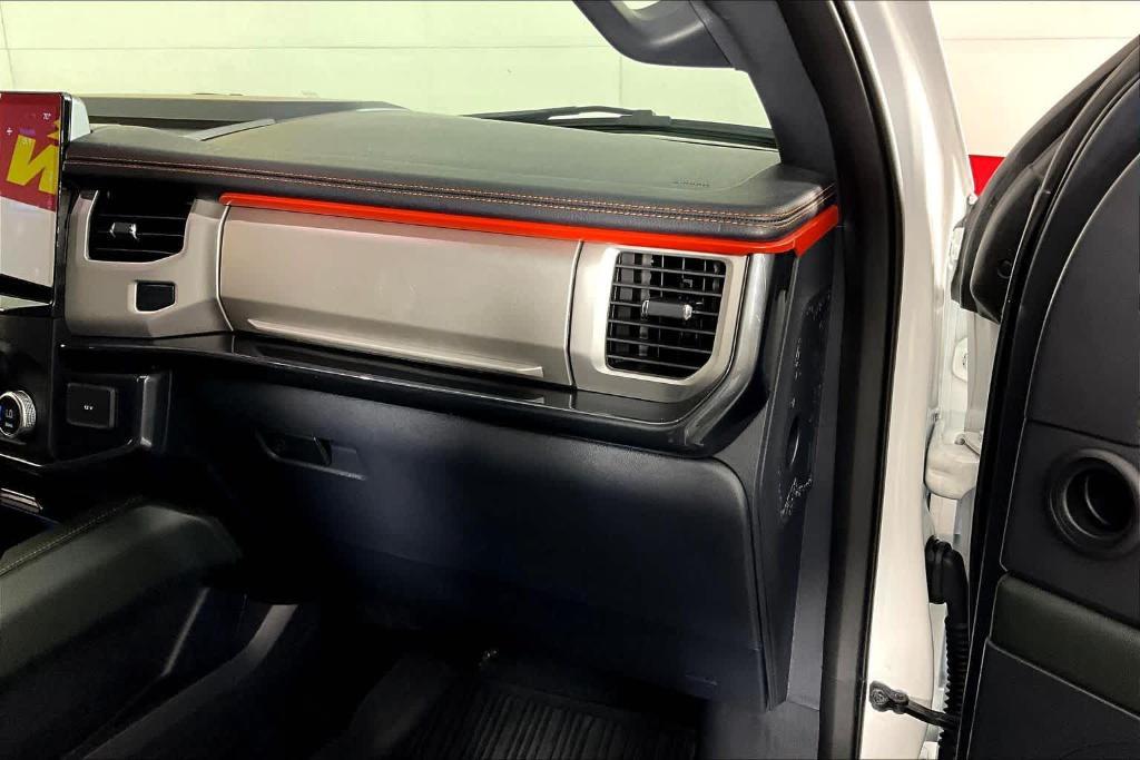 used 2024 Ford Expedition car, priced at $62,765