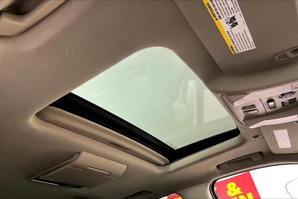 used 2016 GMC Yukon car, priced at $19,495