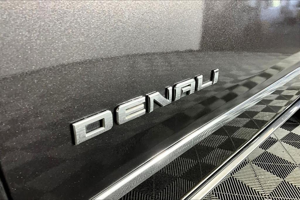 used 2016 GMC Yukon car, priced at $19,495