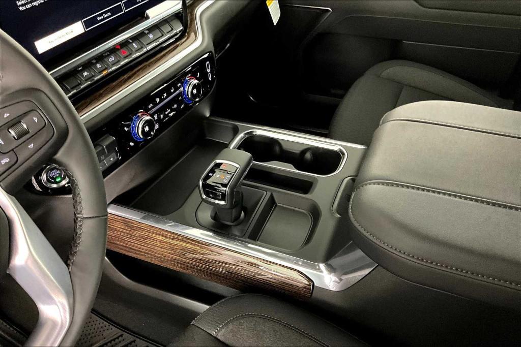 new 2025 GMC Sierra 1500 car, priced at $46,030