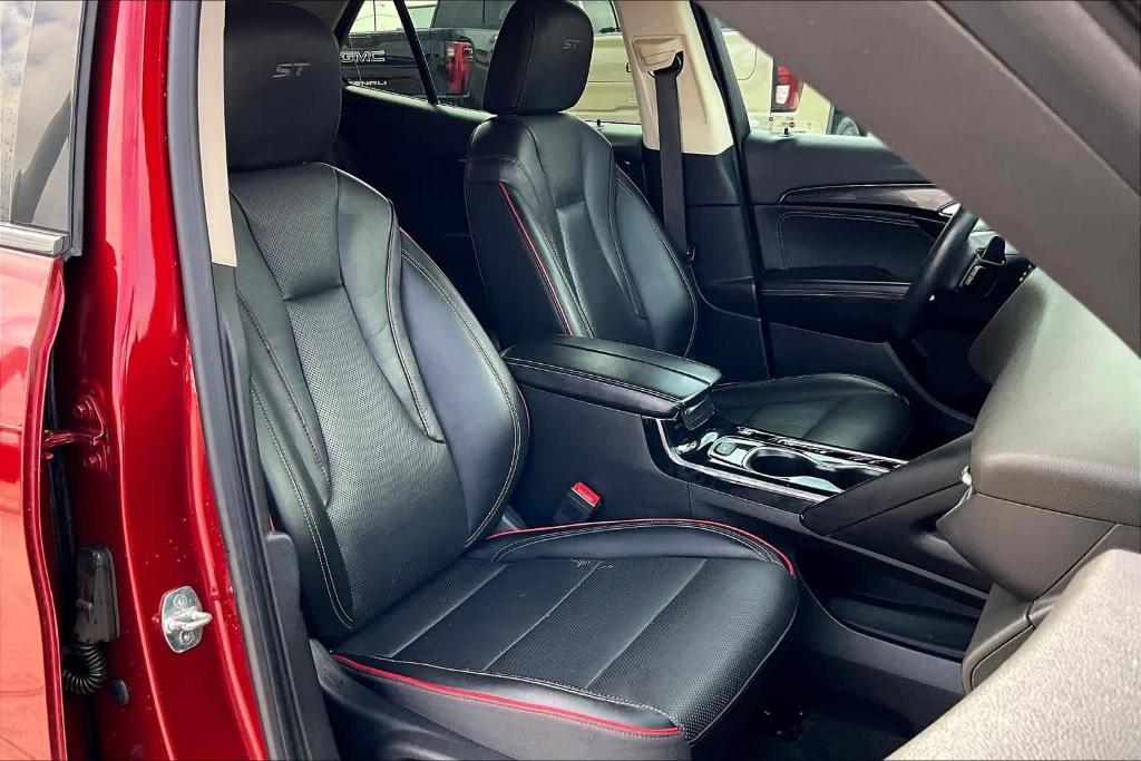 used 2022 Buick Envision car, priced at $23,495
