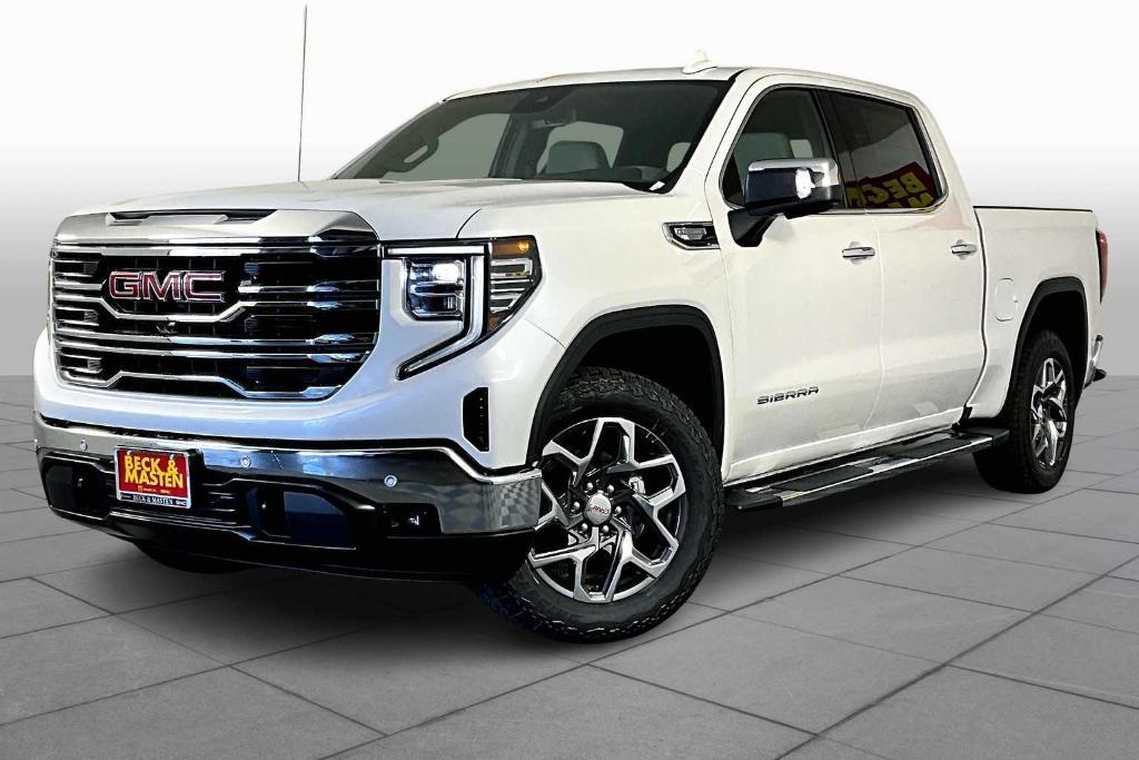 new 2025 GMC Sierra 1500 car, priced at $55,527