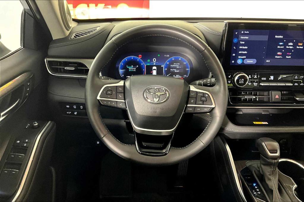 used 2024 Toyota Highlander car, priced at $45,945