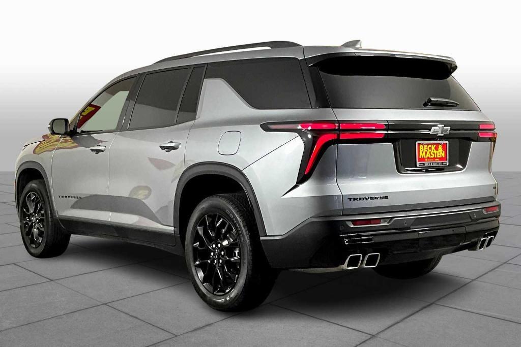 used 2024 Chevrolet Traverse car, priced at $40,995
