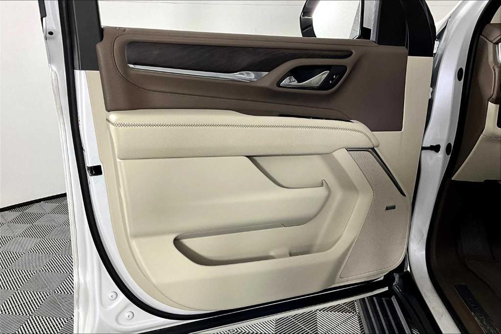 used 2023 GMC Yukon car, priced at $67,595