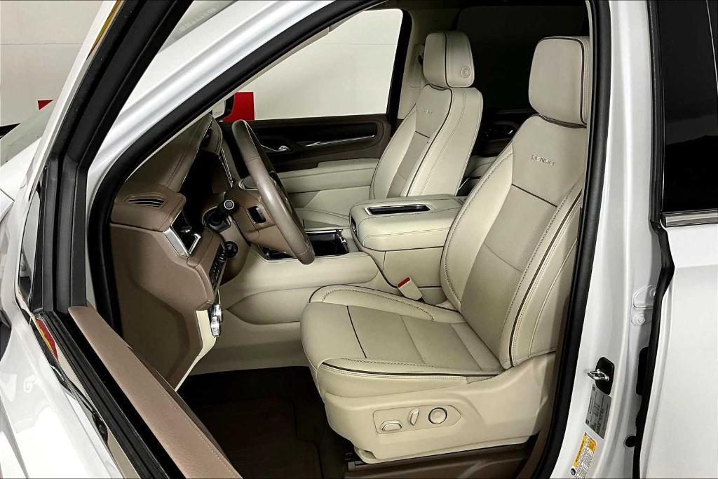 used 2023 GMC Yukon car, priced at $67,595