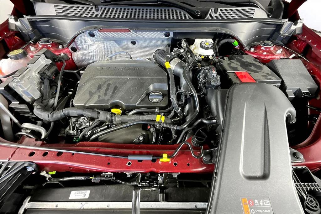 new 2025 Buick Envista car, priced at $27,479