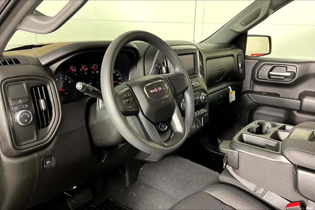 new 2025 GMC Sierra 1500 car, priced at $48,680