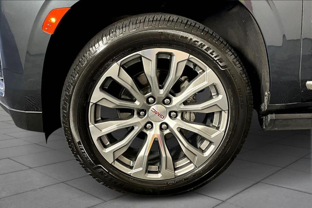 used 2021 GMC Yukon car, priced at $47,535