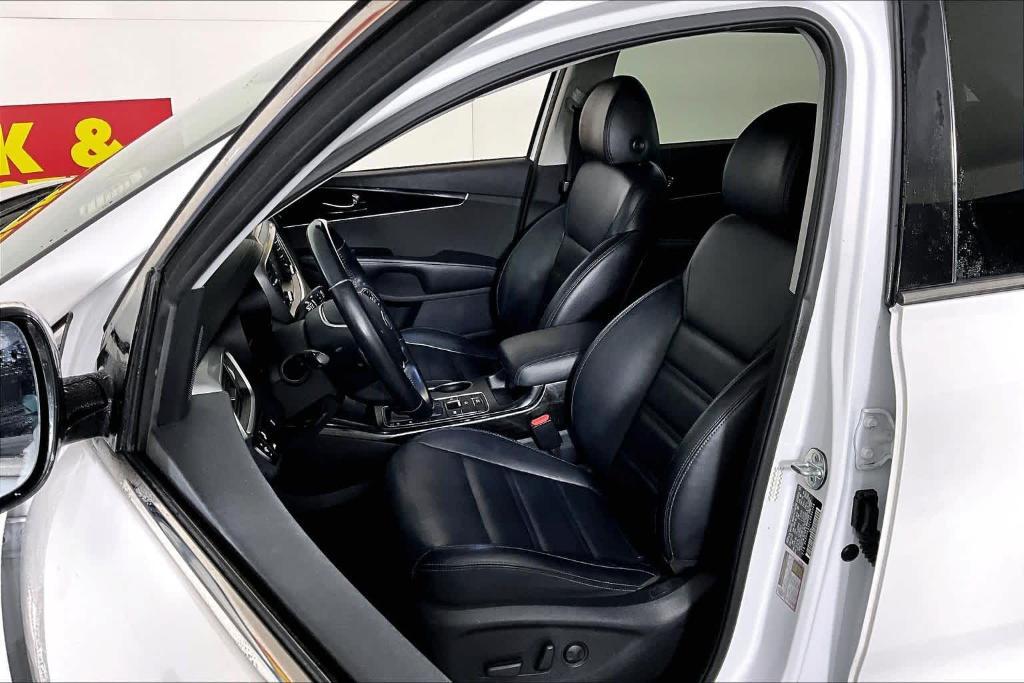 used 2020 Kia Sorento car, priced at $16,995
