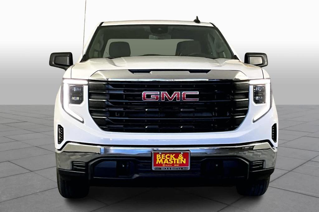 new 2025 GMC Sierra 1500 car, priced at $45,824